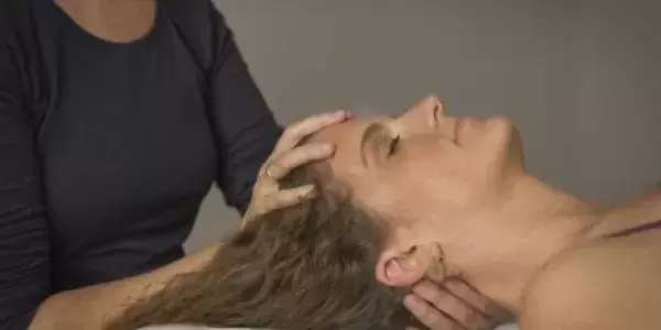 Rolfing after a hip operation with Certified Rolfer®, Henrike Rietz-Leiber